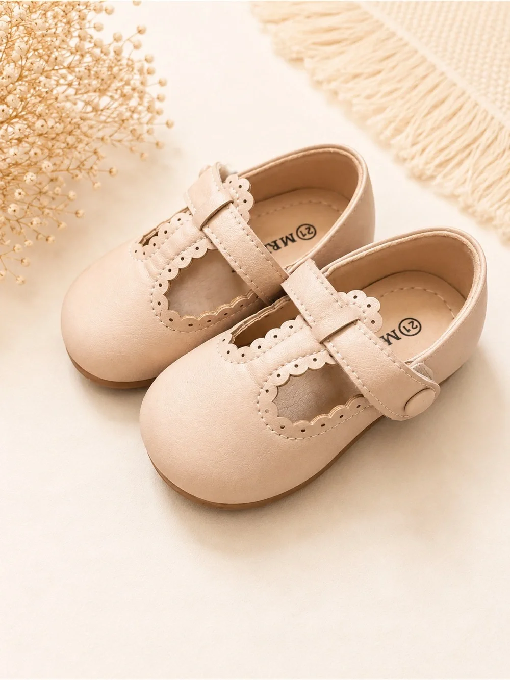 Children's Mary Jane Shoes in Light Beige